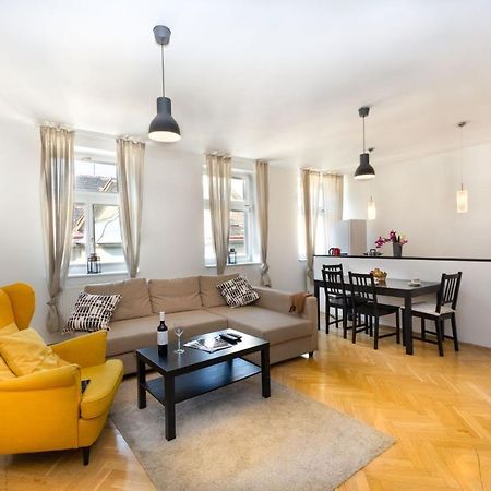 Ambiente Serviced Apartments - Tallerova Bratislava Ngoại thất bức ảnh