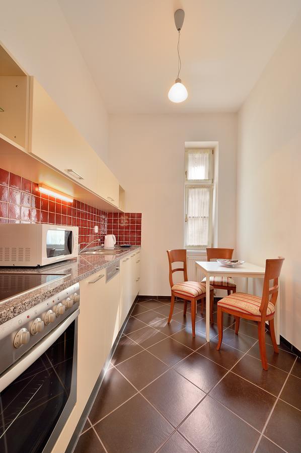 Ambiente Serviced Apartments - Tallerova Bratislava Ngoại thất bức ảnh