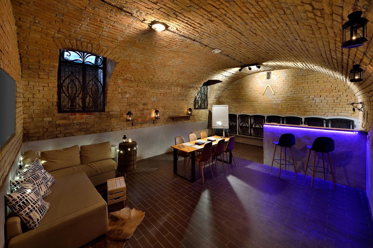 Ambiente Serviced Apartments - Tallerova Bratislava Ngoại thất bức ảnh