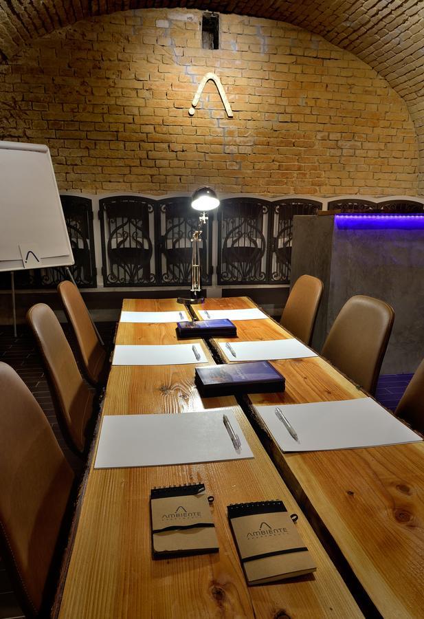 Ambiente Serviced Apartments - Tallerova Bratislava Ngoại thất bức ảnh