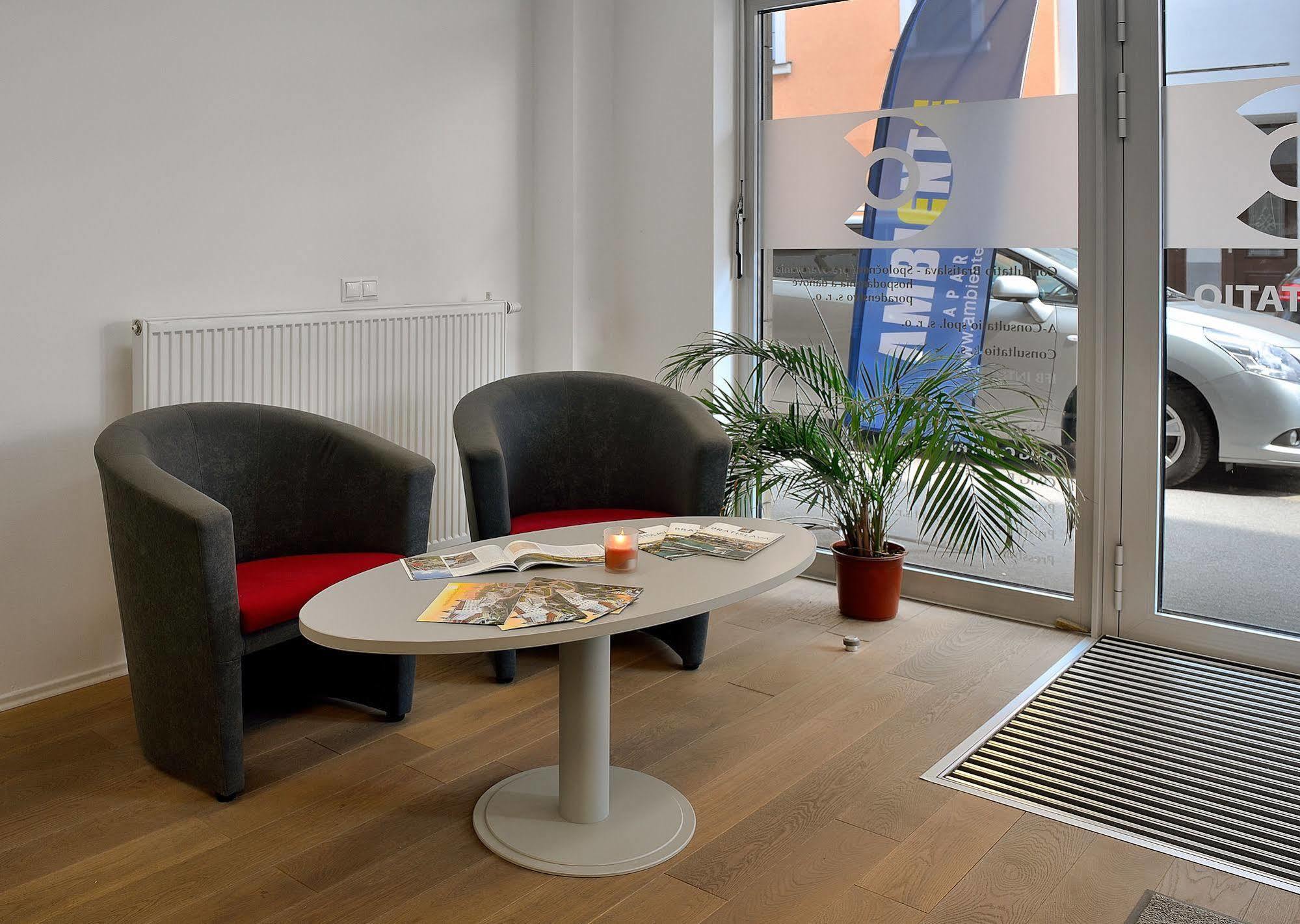 Ambiente Serviced Apartments - Tallerova Bratislava Ngoại thất bức ảnh
