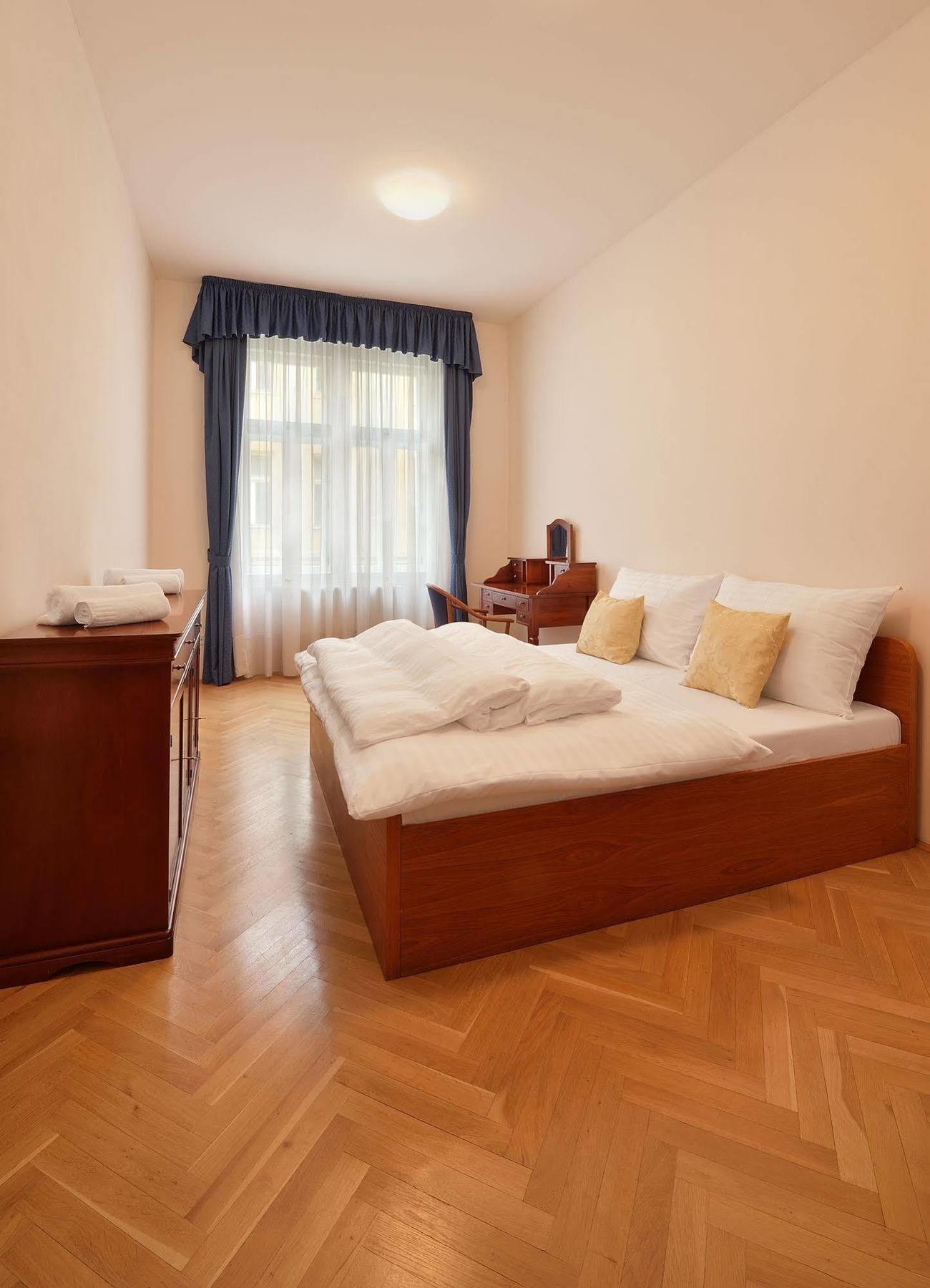 Ambiente Serviced Apartments - Tallerova Bratislava Ngoại thất bức ảnh