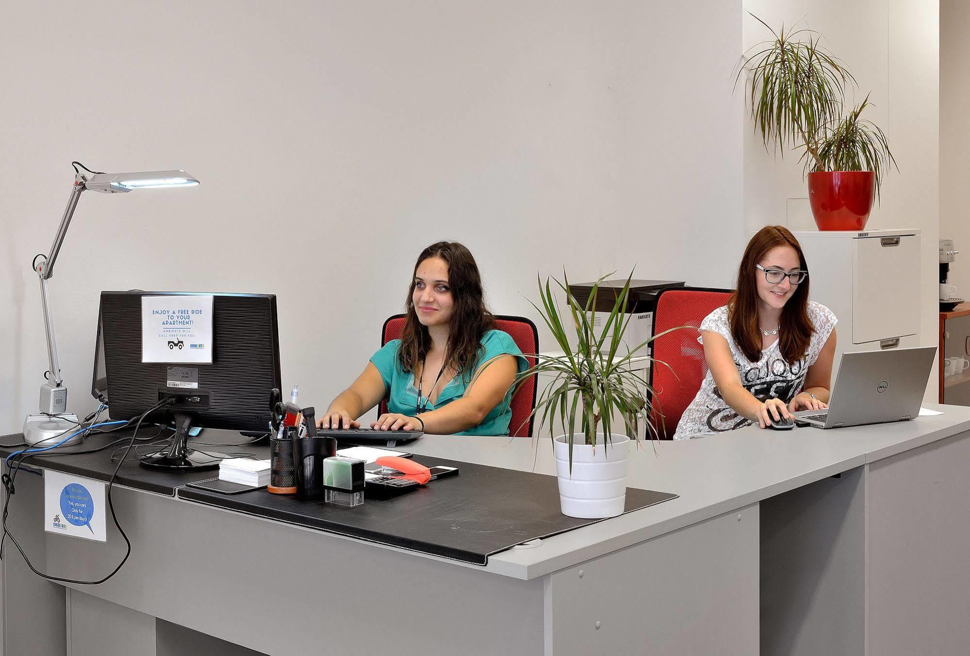 Ambiente Serviced Apartments - Tallerova Bratislava Ngoại thất bức ảnh