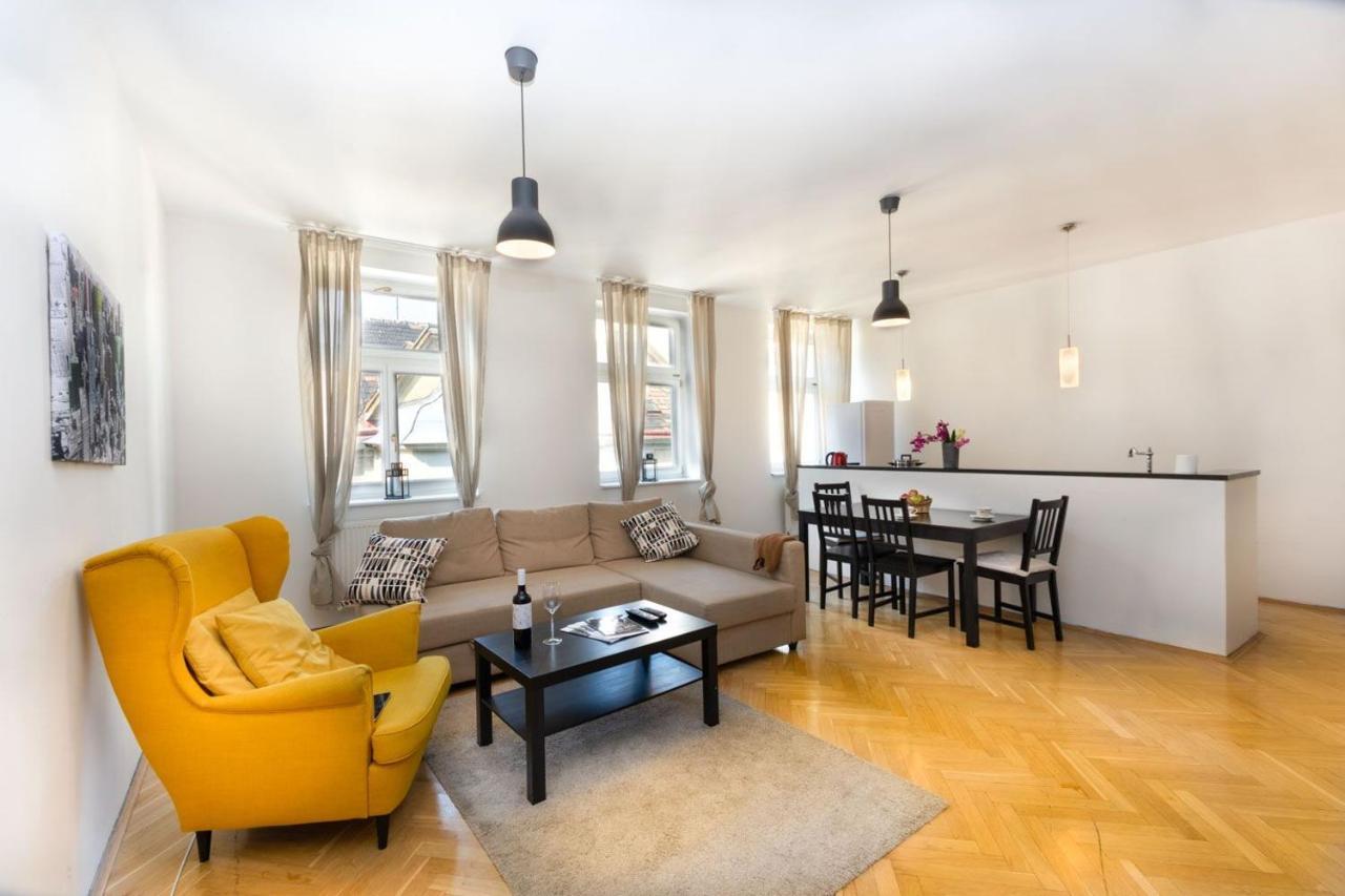 Ambiente Serviced Apartments - Tallerova Bratislava Ngoại thất bức ảnh