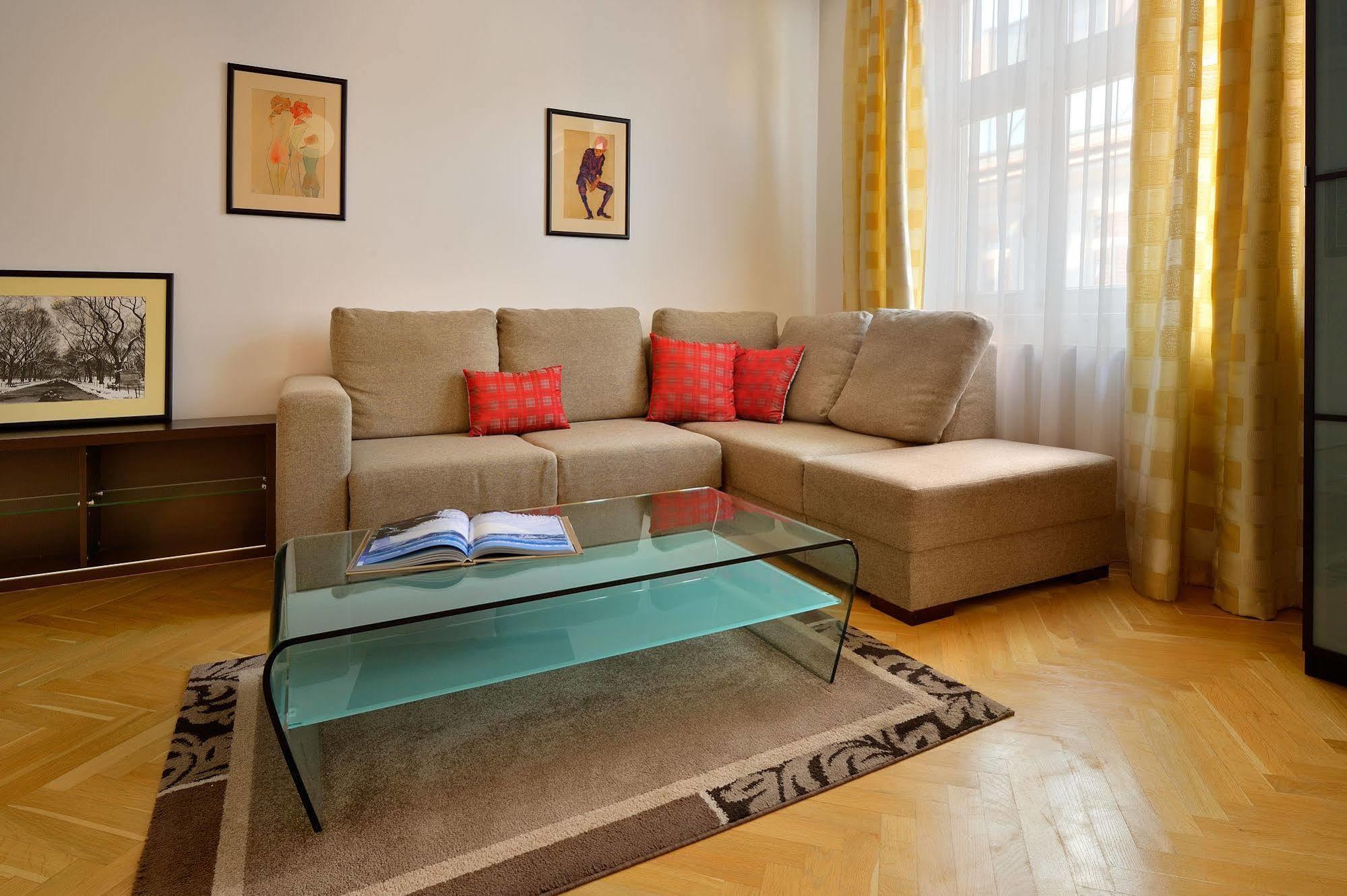 Ambiente Serviced Apartments - Tallerova Bratislava Ngoại thất bức ảnh